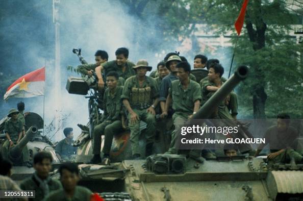 Saigon in Vietnam on April 30, 1975 - North Vietnamese tanks entered ...