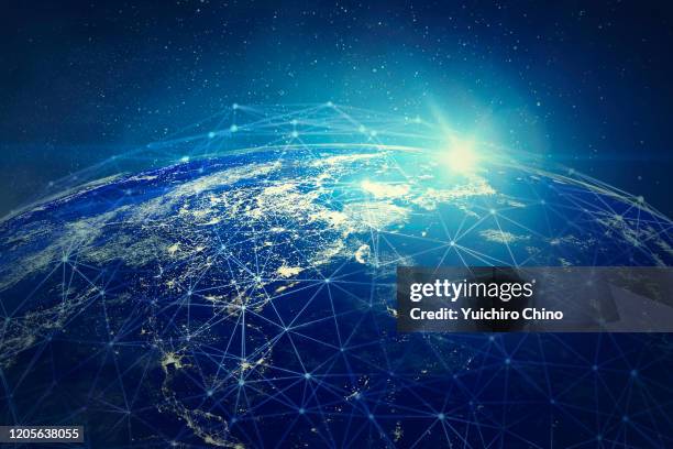 global connection network (world map credit to nasa) - global technology stock-fotos und bilder