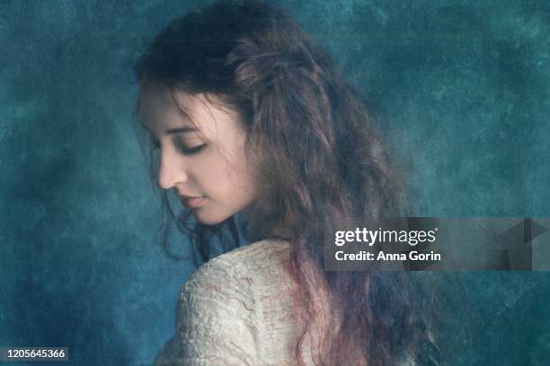 Sad Back 79 Woman Sad Back Of Head Stock Photos, High-Res Pictures, and Images ...