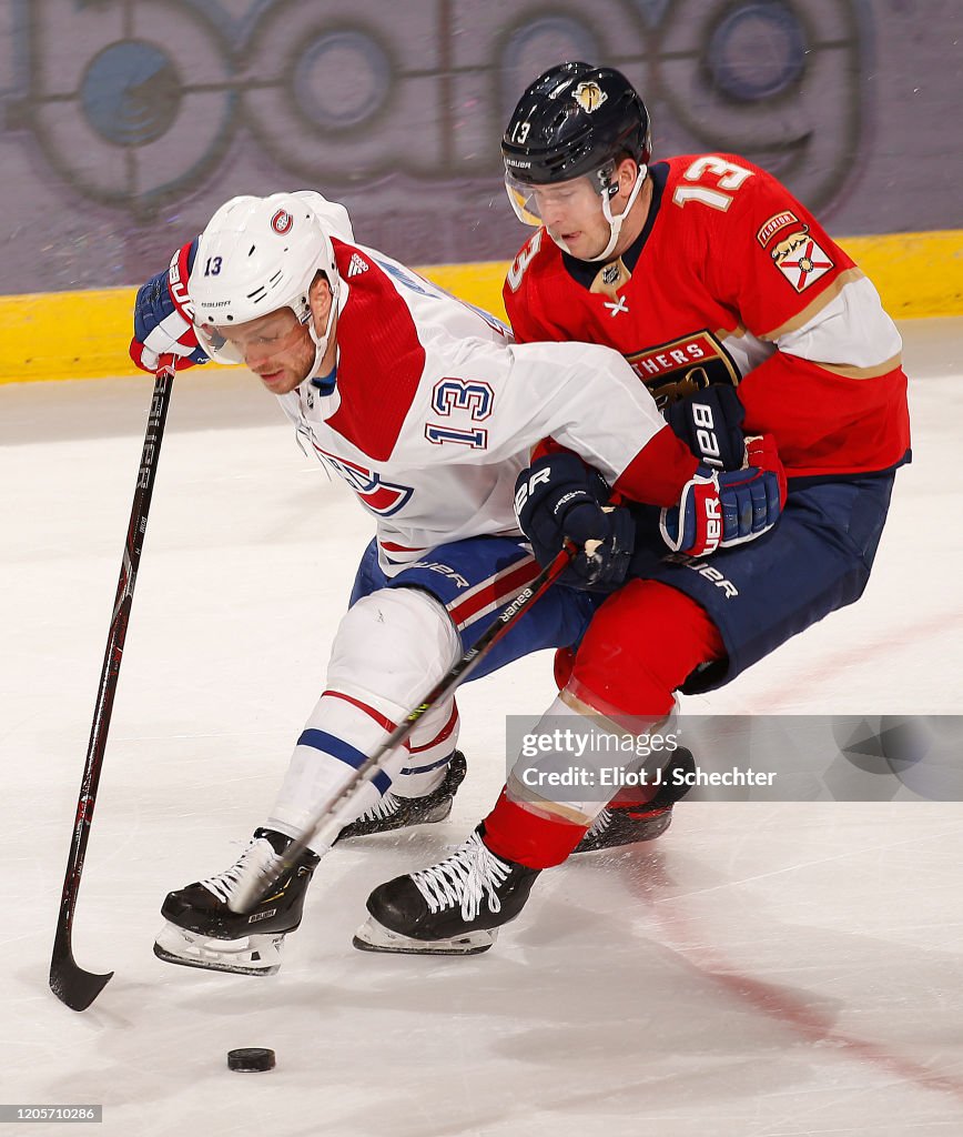 Mark Pyzik Mark Pysyk of the Florida Panthers tangles with Max Domi of the... News ...