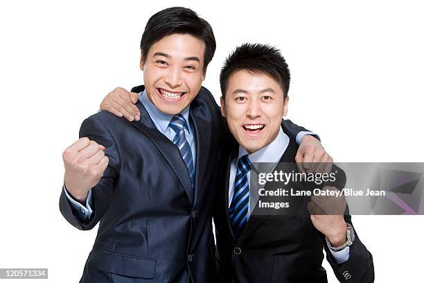 90 192点の肩を組む 男性のストックフォト Getty Images 90 192点の肩を組む 男性のストックフォト Getty Images