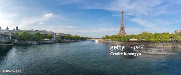 panoramic  view of paris at morning - fluss seine stock-fotos und bilder