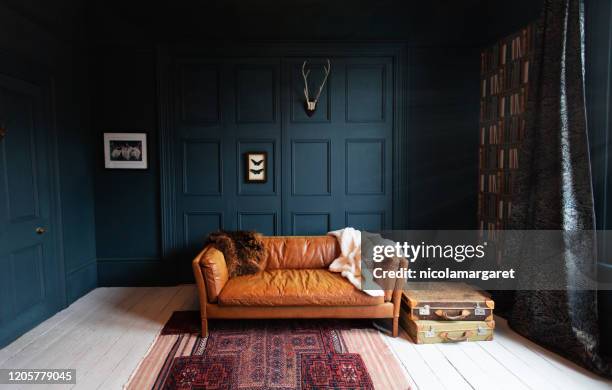 fashionable living room interior - vintage fashion stock pictures, royalty-free photos & images