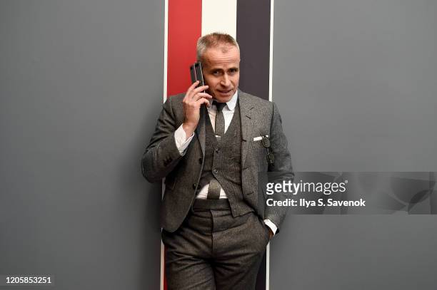 Designer Thom Browne demonstrates the new Samsung Galaxy Z Flip Thom Browne Edition in a groundbreaking foldable smartphone experience with sartorial...