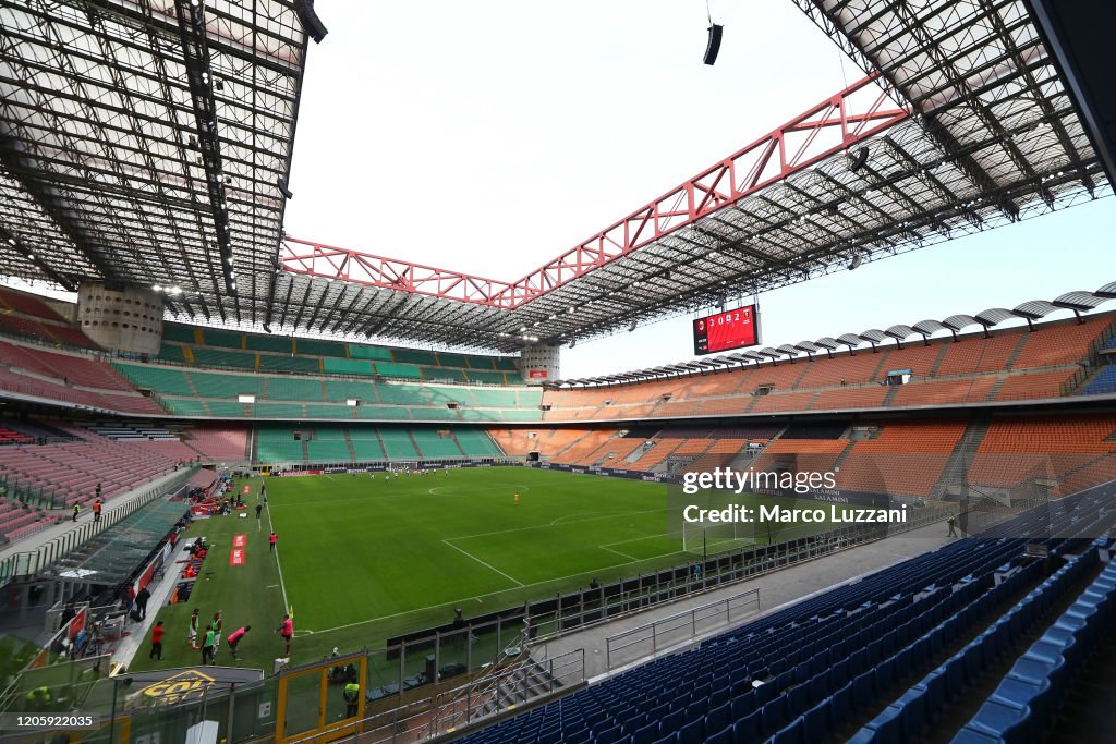 AC Milan v Genoa CFC - Serie A