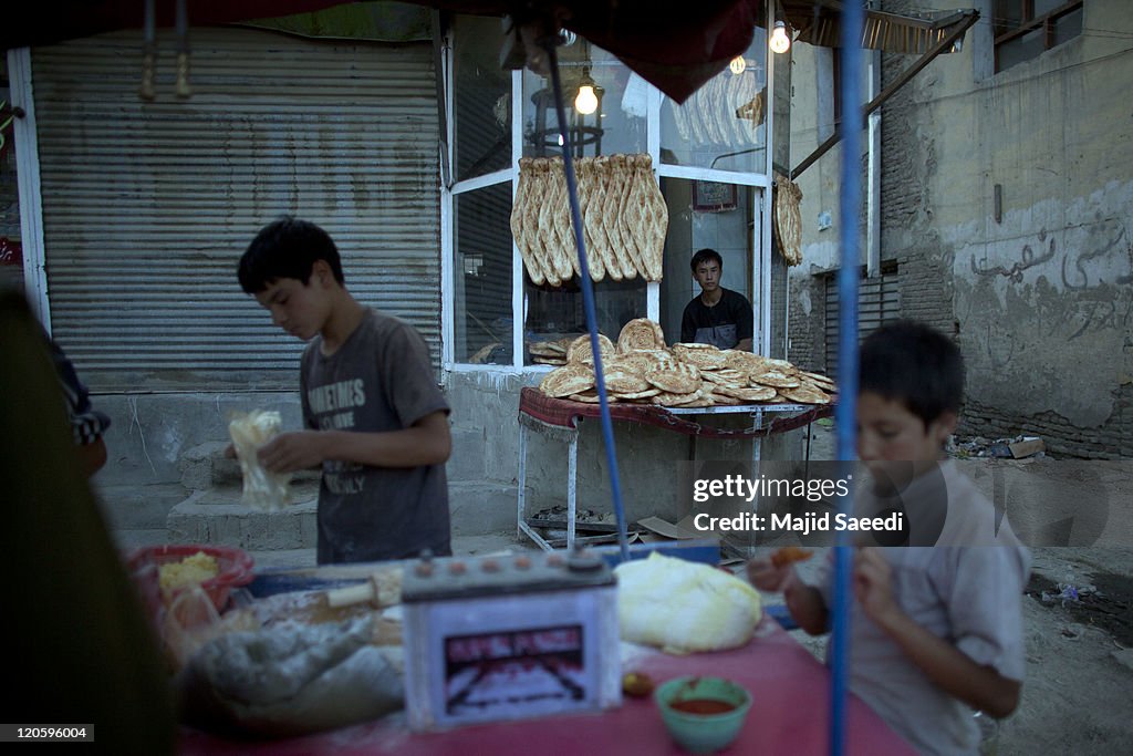 Afghans Celebrate Holy Month Of Ramadan