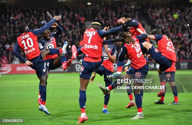Lille's palyers celebrates a goal during the French L1 football match between Lille LOSC and Olympique Lyonnais at the Pierre-Mauroy stadium in...