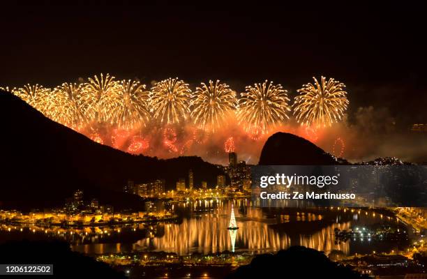 fireworks in copacabana - new cultures stock pictures, royalty-free photos & images