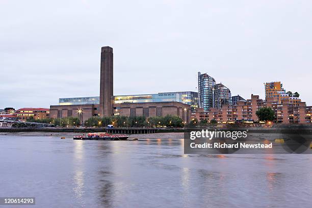 tate modern - tate modern stock pictures, royalty-free photos & images