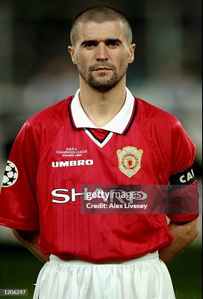 Portrait of Roy Keane of Manchester United lining up for the UEFA Champions League Group B match against Fiorentina at the Artemio Franchi Stadium in...