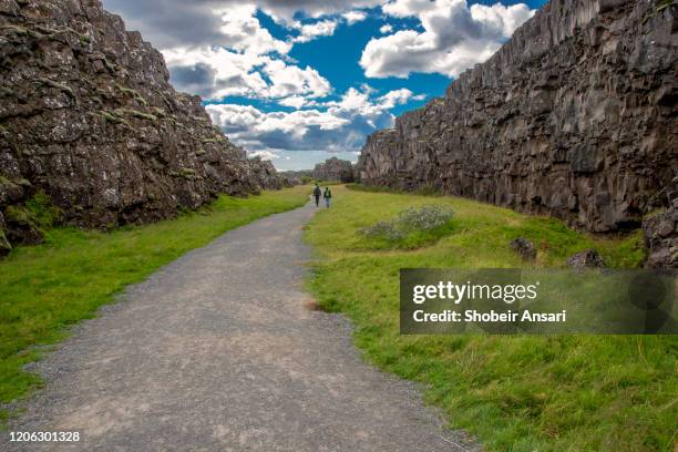 amazing thingvellir national park, iceland - plate tectonics stock-fotos und bilder