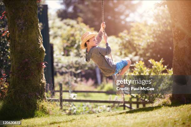 Swing The Rope Tree Rope Swing Photos and Premium High Res Pictures - Getty Images