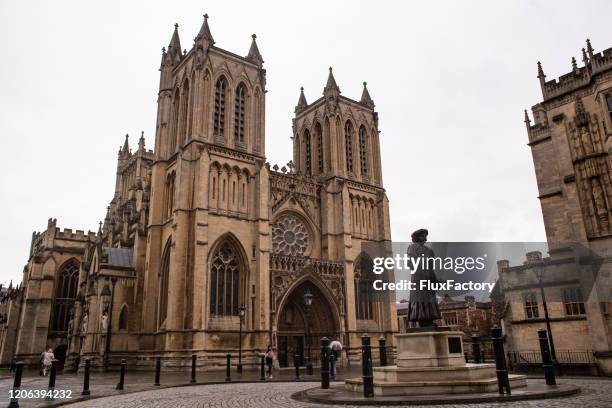 britol's medieval cathedral and ram mohan roy's statue - bristol cathedral stock pictures, royalty-free photos & images