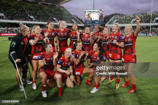 The Dragons celebrate after winning the final against the Broncos during Day 2 of the 2020 NRL Nines at HBF Stadium on February 15, 2020 in Perth,...