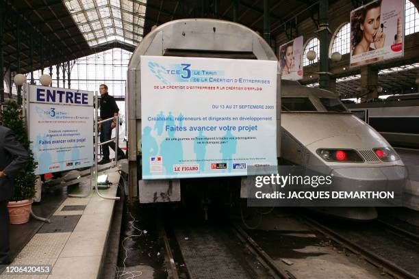 Photo du troisième "Train de la création et de la reprise d'entreprises" prise le 13 septembre 2005 Gare du Nord à Paris lors de son inauguration par...