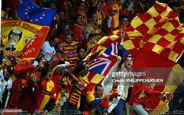 Supporter Rc Lens Supporter Stade Victoire Photos and Premium High Res Pictures - Getty ...