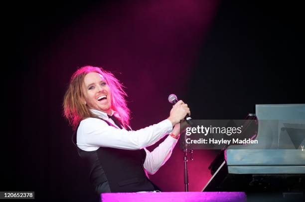 Tim Minchin performs on stage during The Apple Cart Festival 2011 at Victoria Park on August 7, 2011 in London, United Kingdom.