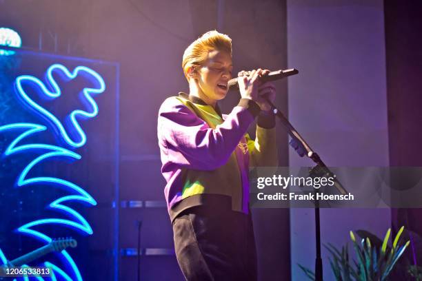 Le Raux Singer La Roux Performs In Berlin Photos and Premium High Res Pictures - Getty ...