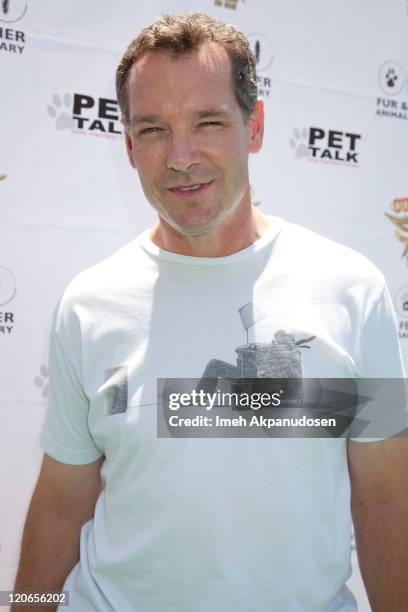 Erik Kramer attends the 1st Annual "Cuts 4 Critters" Celebrity Green Carpet & Pet Adoption on August 7, 2011 in Tarzana, California.