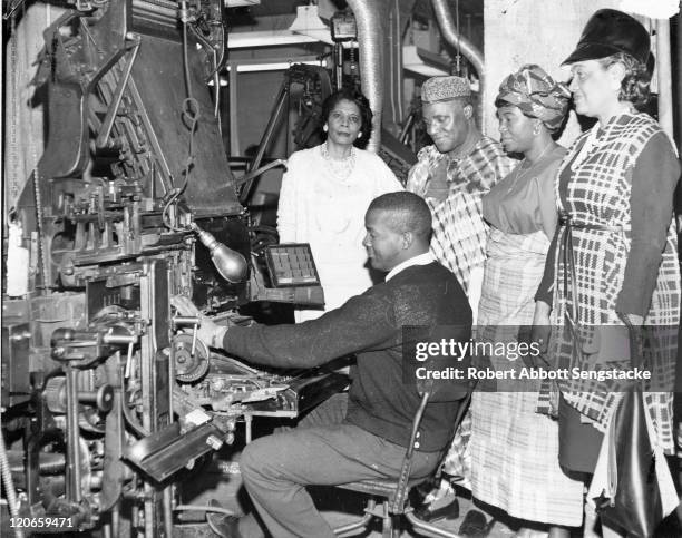 Linotype Machine Photos and Premium High Res Pictures - Getty Images