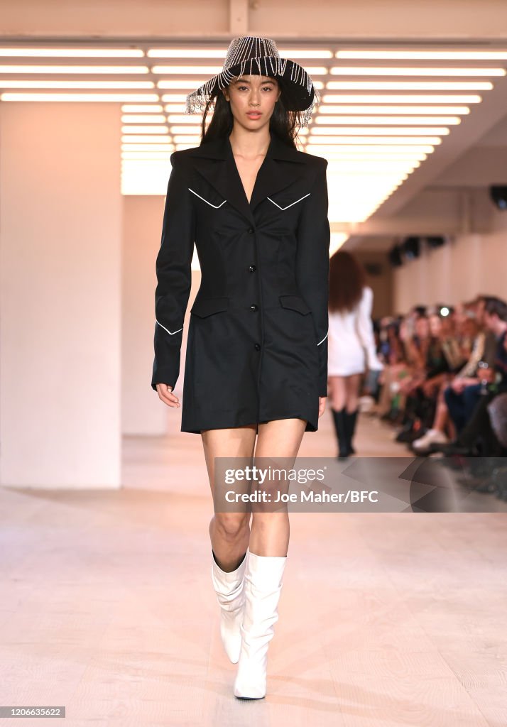 De La Vali - Runway - LFW February 2020