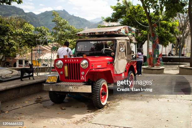 antioquia, colombia - medellin to amaga coffee farm - colombian coffee mountain stock pictures, royalty-free photos & images