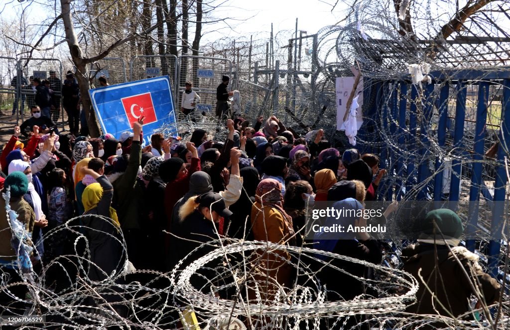 Women and children asylum seekers' demonstration