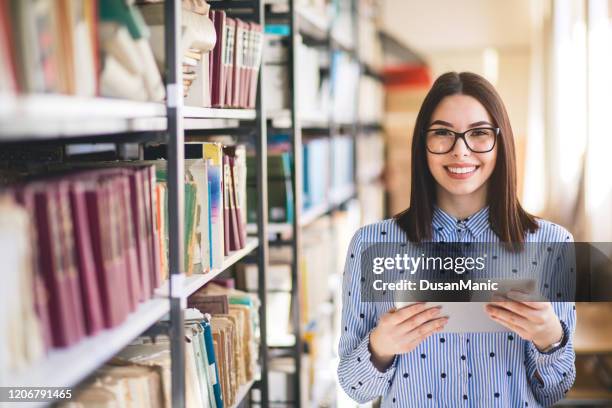 Librarian Using Computer Librarian Computer Photos and Premium High Res Pictures - Getty Images