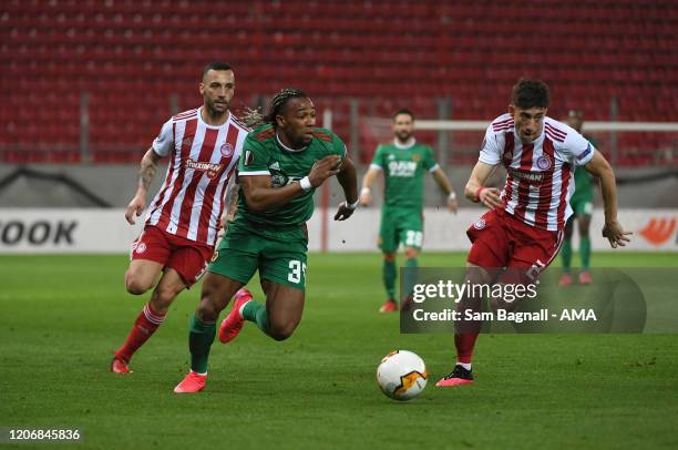 Olympiacos FC v Wolverhampton Wanderers - UEFA Europa League Round of..., News Photo