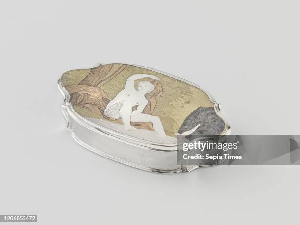 Tobacco box with a bathing woman, Tobacco box with a bathing lady, Tobacco box of silver. In the lid is a silver plate, engraved on the top and...