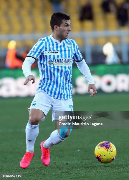 Gabriel Strefezza of Spal during the Serie A match between US Lecce and SPAL at Stadio Via del Mare on February 16, 2020 in Lecce, Italy.