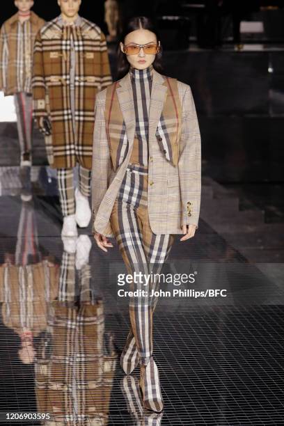 Model walks the runway at the Burberry show during London Fashion Week February 2020 on February 17, 2020 in London, England.
