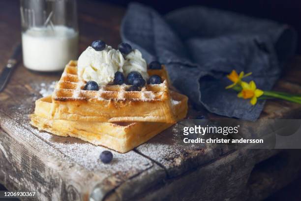 waffle - waffle stock-fotos und bilder