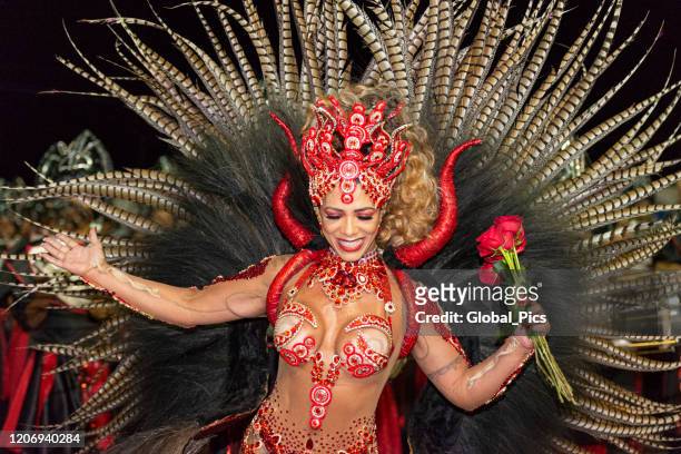 brazilian carnival - brazilian carnival stock pictures, royalty-free photos & images