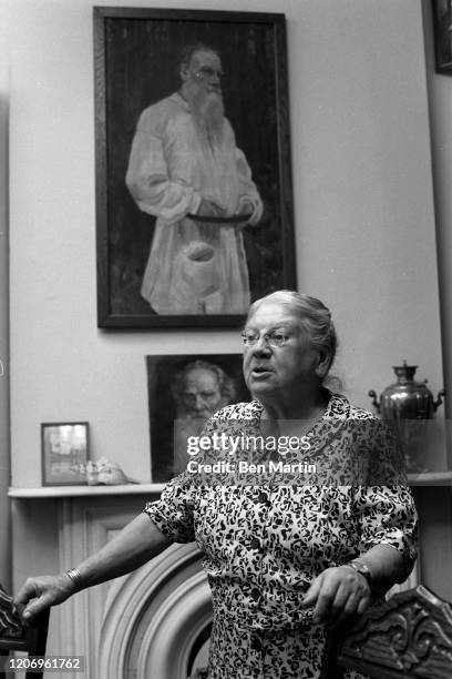 Countiss Reed 13 Countess Alexandra Lvovna Tolstoy Stock Photos, High-Res Pictures ...