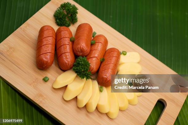 chorizos y bollos de maíz - panama food stock pictures, royalty-free photos & images