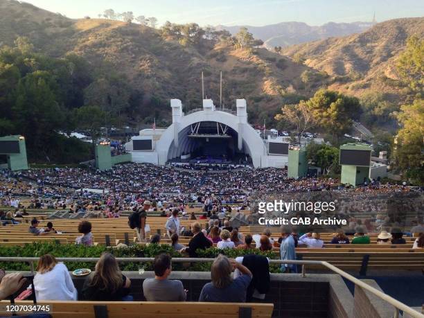 Roux happiness Against 23,394 Hollywood Bowl Photos and Premium High Res Pictures - Getty Images