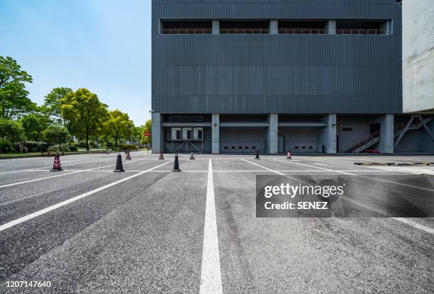 road background - storage hall stock-fotos und bilder