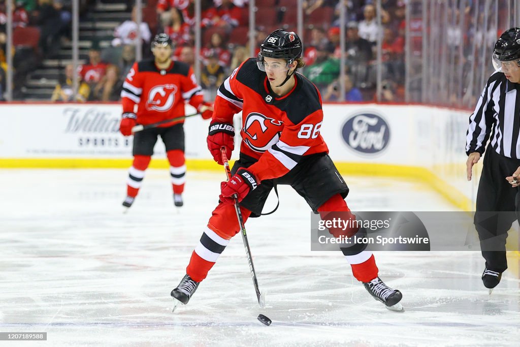 NHL: MAR 10 Penguins at Devils