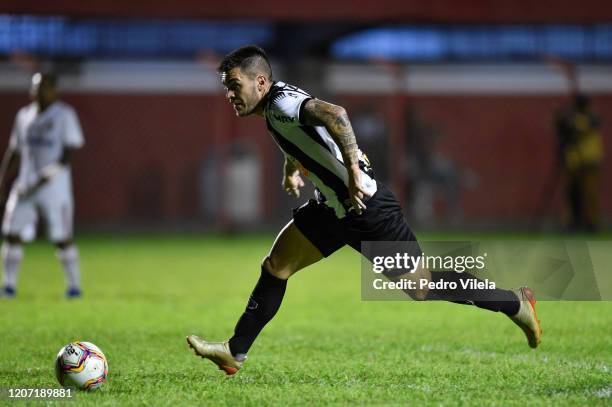 Nathan of Atletico MG controls the ball during a match between Villa Nova and Atletico MG as part of the Minas Gerais State Championship 2020, to be...