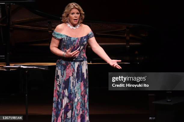 Susan Ruth Graham Soprano Susan Graham Photos and Premium High Res Pictures - Getty Images