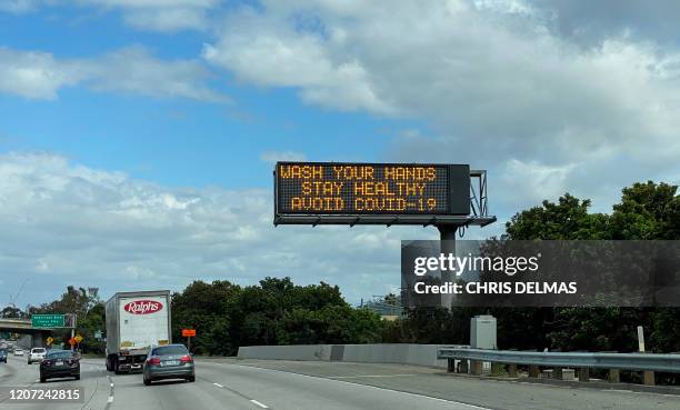 Highway Changeable Message Sign Changeable Sign Photos and Premium High Res Pictures - Getty Images
