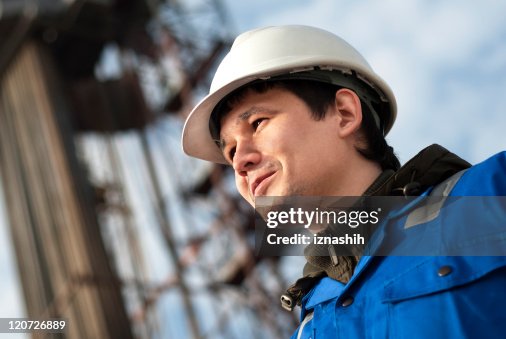 Proper well-site engineer Proper well-site engineer