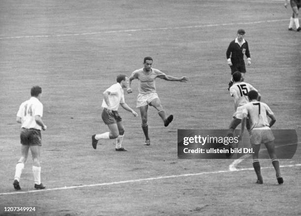 Olympic Games Tokyo 1964 Football Tournament, third place match; Germany - United Arab Republic 3:1