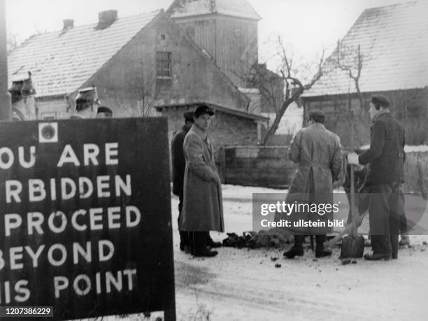 35 Fritz Remus Stock Photos, High-Res Pictures, and Images - Getty Images