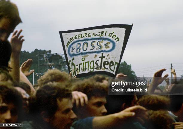 Fans von Bruce Springsteen, Radstadion Weissensee, Ostberlin