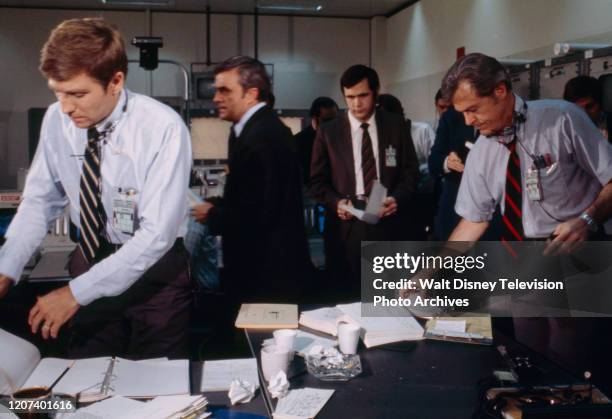 Gary Collins, Ed Nelson, Robert Culp, extras appearing in the ABC tv movie 'Houston, We've Got a Problem'.