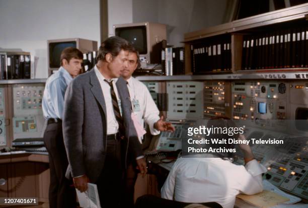 Gary Collins, Robert Culp, Ed Nelson appearing in the ABC tv movie 'Houston, We've Got a Problem'.
