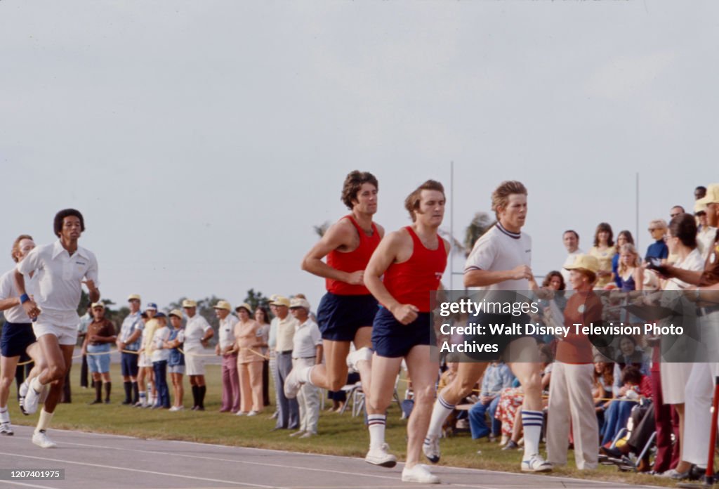 Kyle Rote R Arthur Ashe, Kyle Rote Jr competing in track / running competition on ...