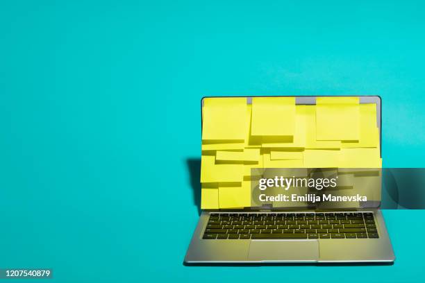 Computer Reminder Photos and Premium High Res Pictures - Getty Images